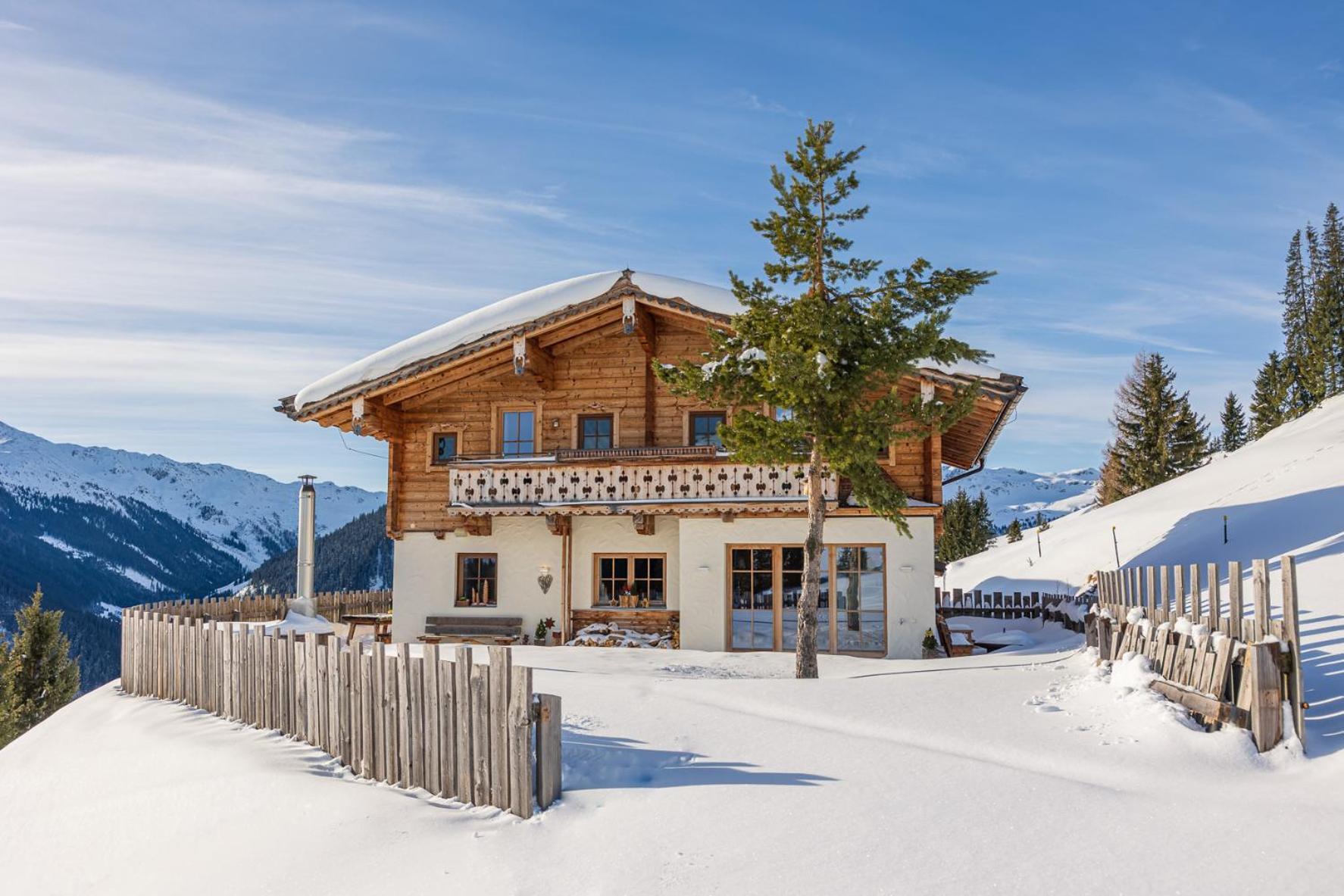 Wallegg Lodge - Alpine Premium Chalet - Ski In-Ski Out - Real Alpine Location Saalbach Buitenkant foto