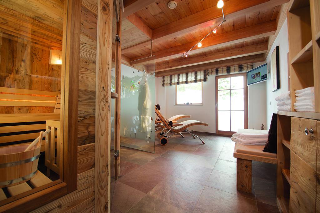 Wallegg Lodge - Alpine Premium Chalet - Ski In-Ski Out - Real Alpine Location Saalbach Buitenkant foto