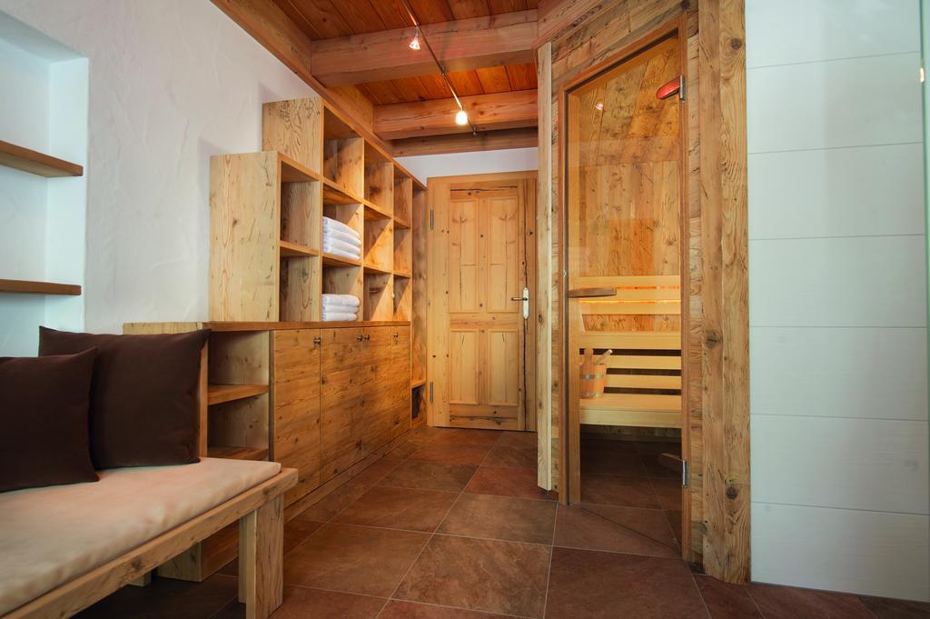 Wallegg Lodge - Alpine Premium Chalet - Ski In-Ski Out - Real Alpine Location Saalbach Buitenkant foto